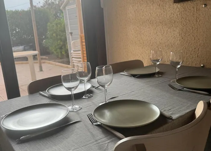 La A 2min A Pied, 2 Exterieurs,wifi,clim Tatil Evi